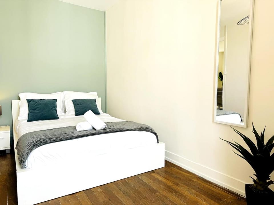 Jean Jaurès 2 Bedrooms Debourg Apartment in Lyon