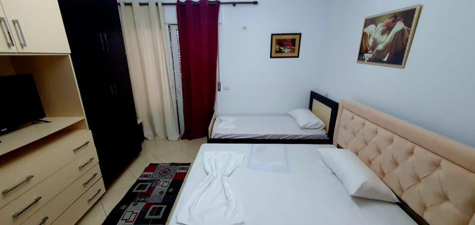 Bed, Photo of the whole room, Bedroom, wardrobe