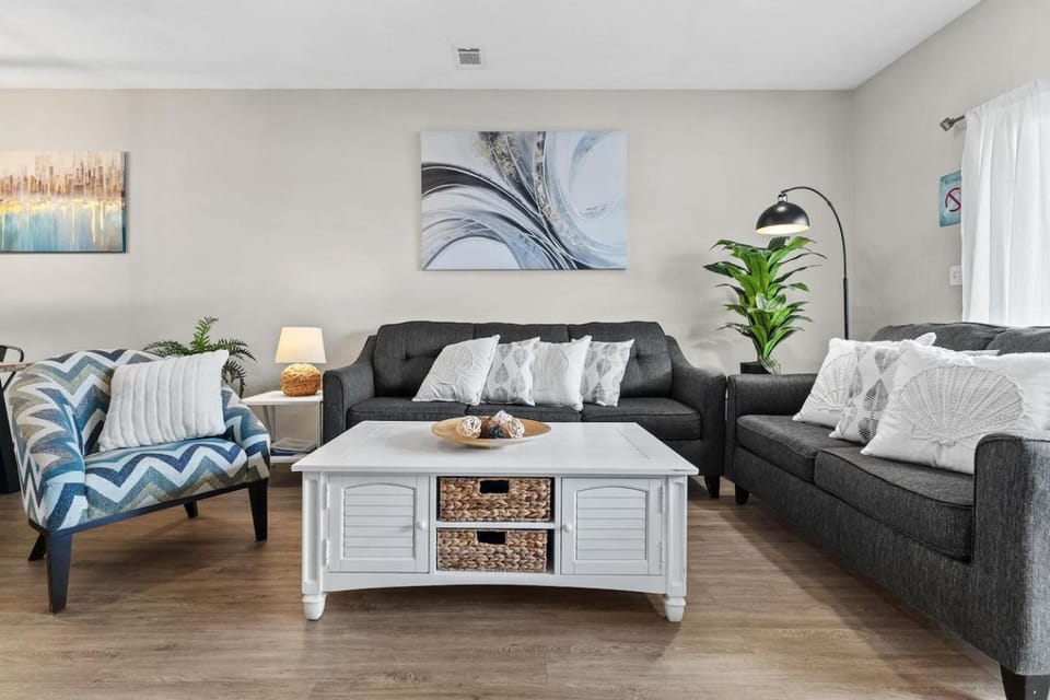 Seaside Bliss - 5 Min to Beach, Dining & Shops!65 House in Miramar Beach