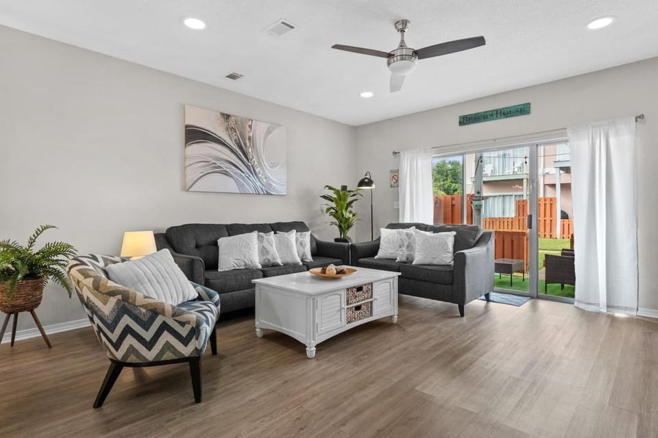 Seaside Bliss - 5 Min to Beach, Dining & Shops!65 House in Miramar Beach