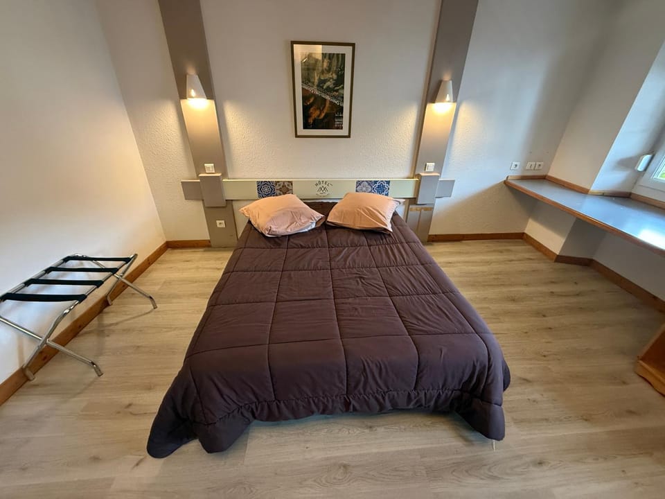 Hôtel&Restaurant HDLV Hotel in Jura