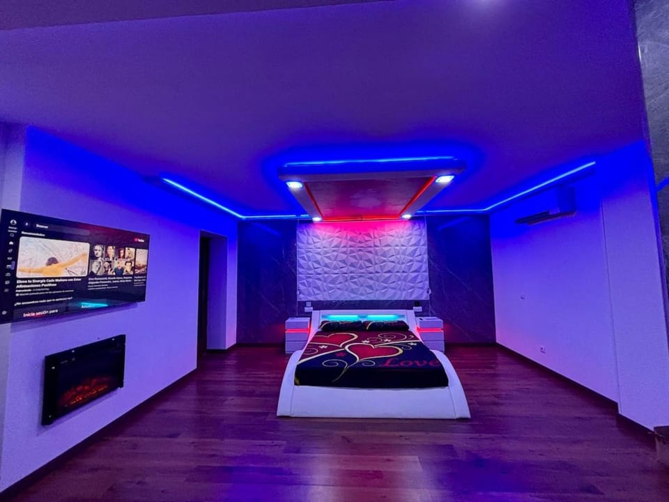 Cazalegas Sky Spa Apartment in Castile-La Mancha