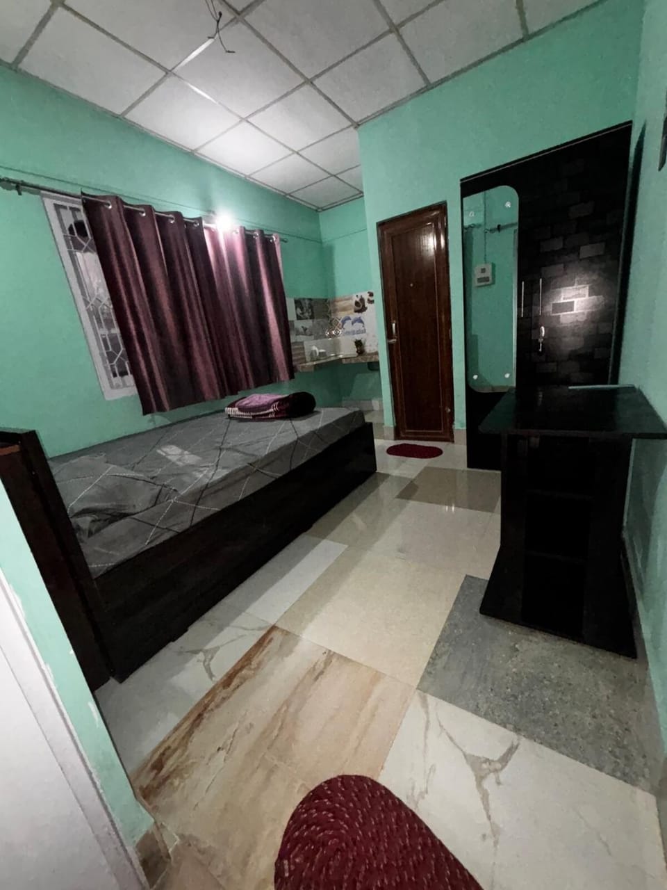 Photo of the whole room