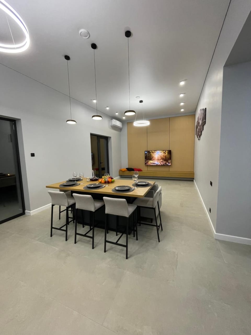 Living room, Seating area, Dining area