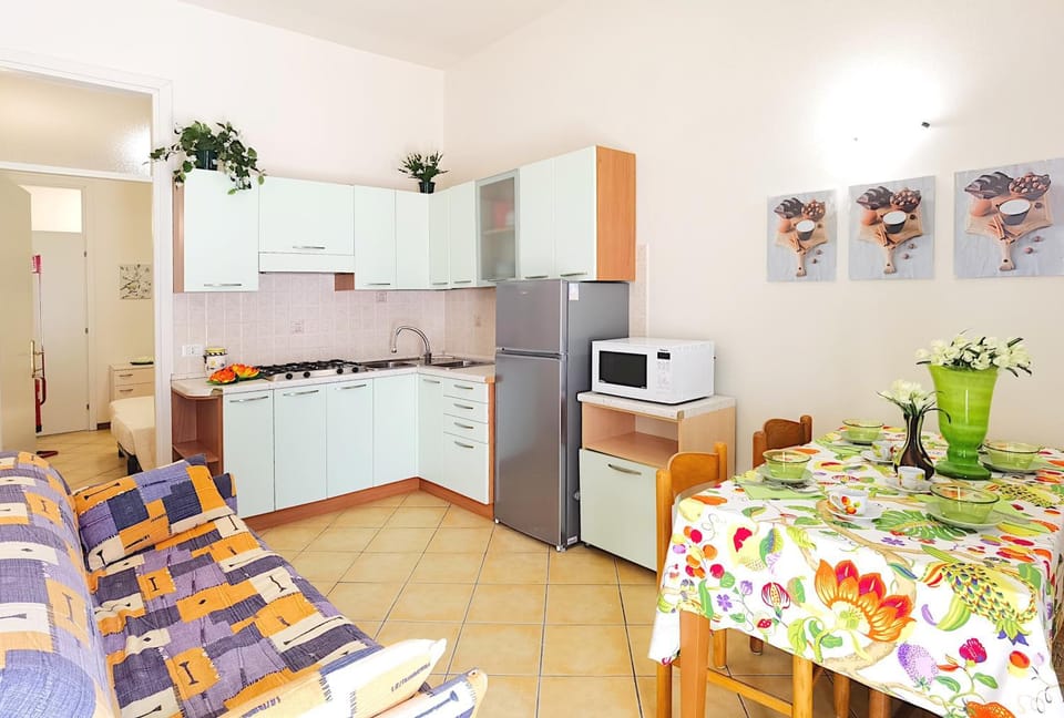 Living room, kitchen