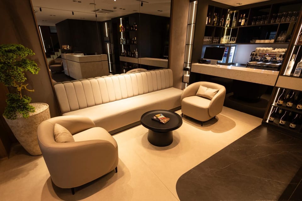Lobby or reception, Lounge or bar