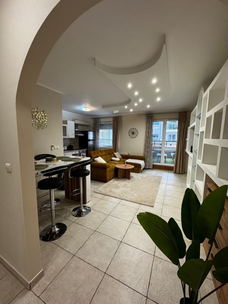Living room, Dining area