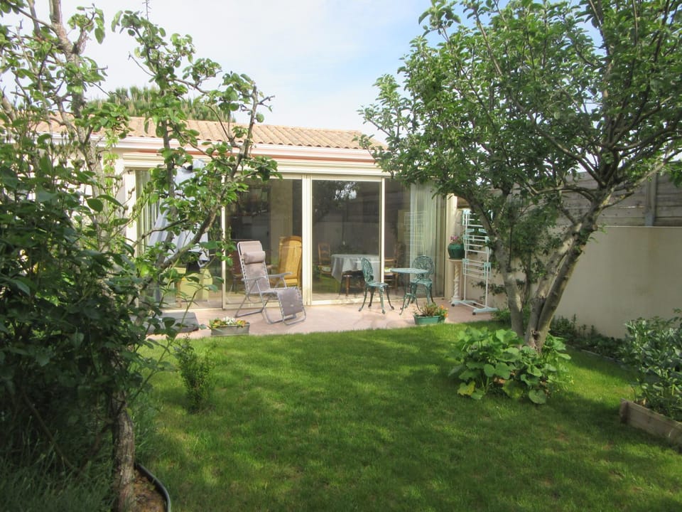 piedameretnature House in La Rochelle