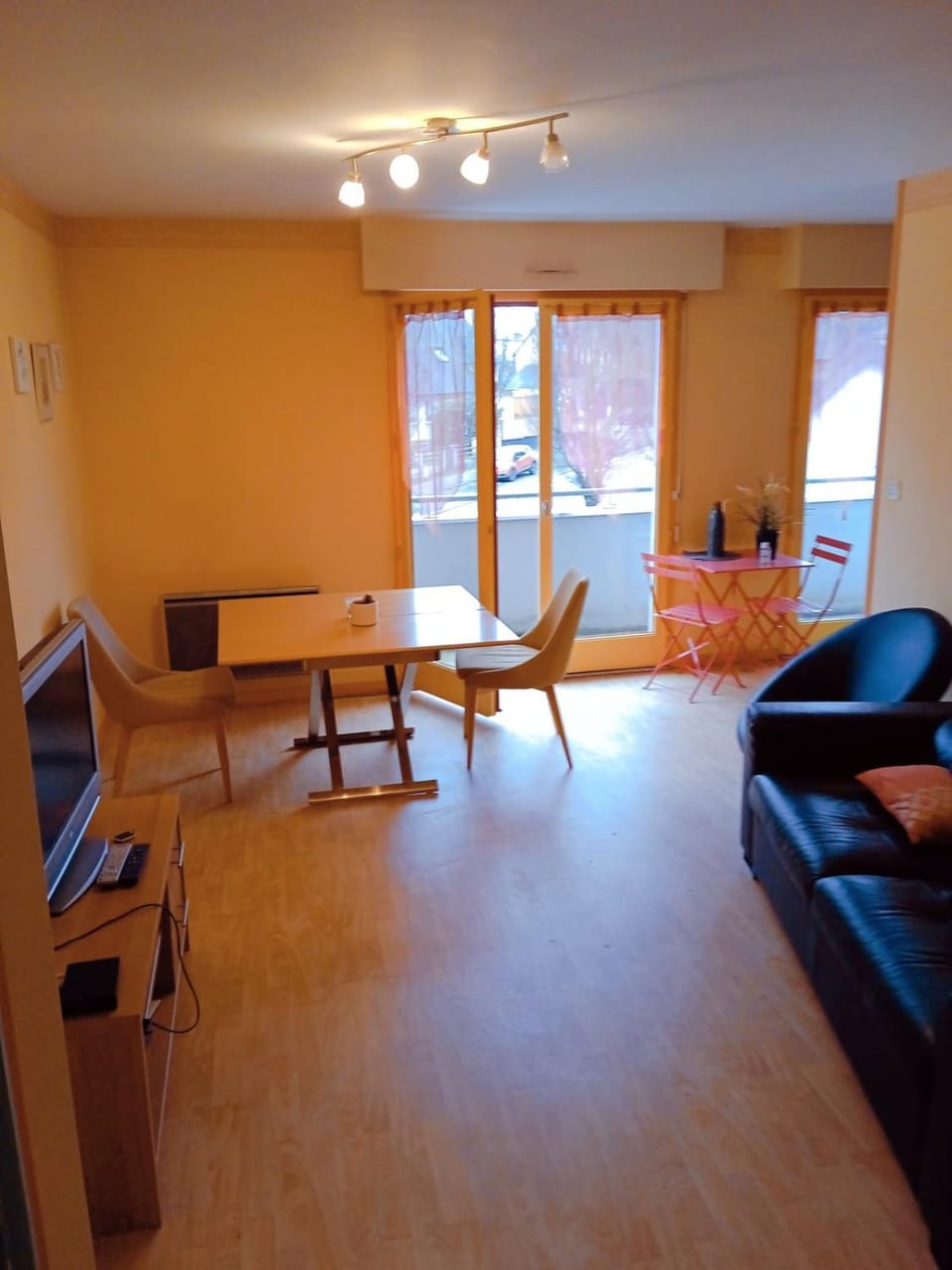 La Suite Célestre Rennes 2 chambres Parking et Balcon Second Lodge Apartment in Rennes