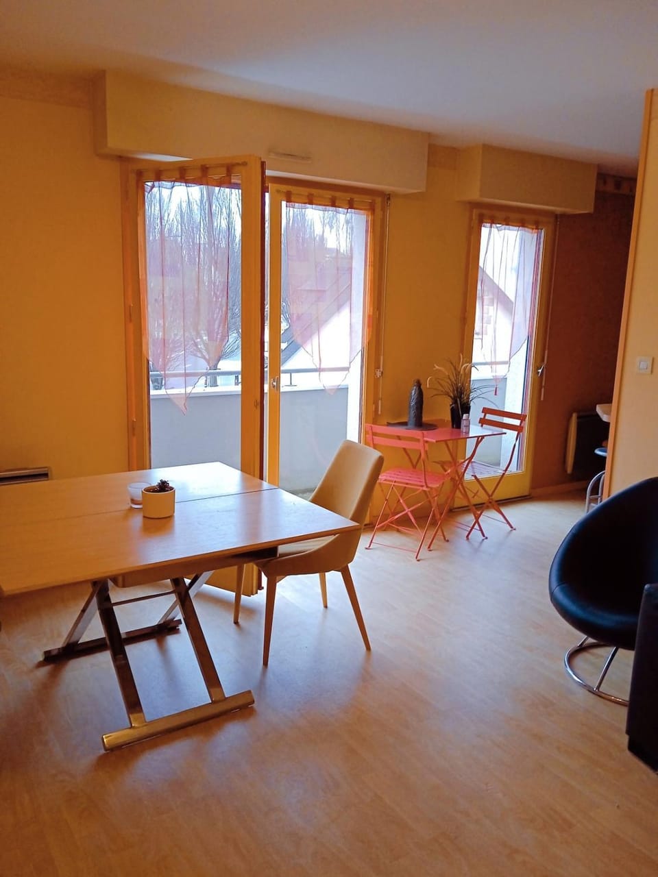 La Suite Célestre Rennes 2 chambres Parking et Balcon Second Lodge Apartment in Rennes