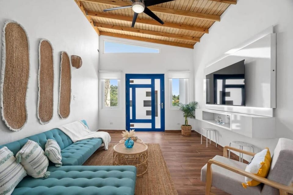 Villa Atlantico Sol - Shared Pool Access - 1 Parking Spot Apartment in Dorado