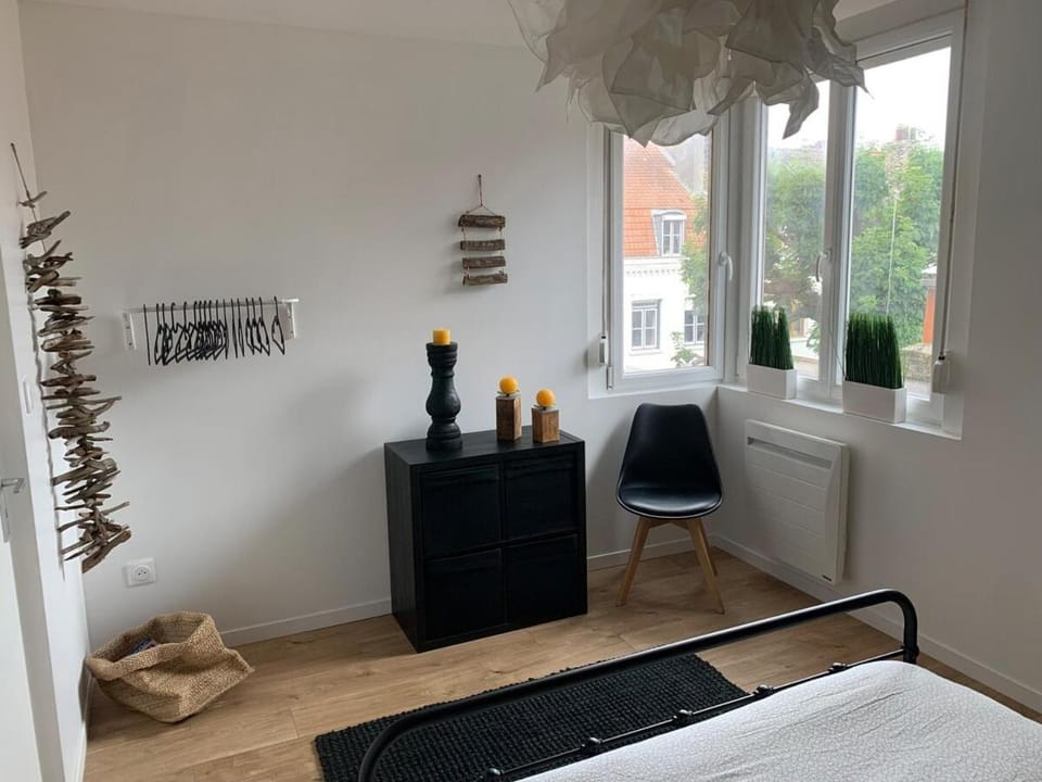Appartement moutarde Place Turenne Apartment in Dunkirk