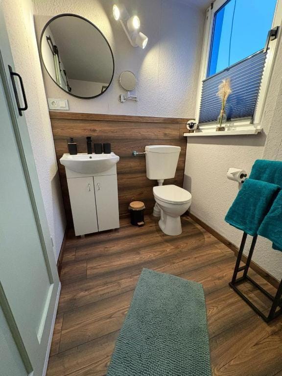 Toilet, Bathroom