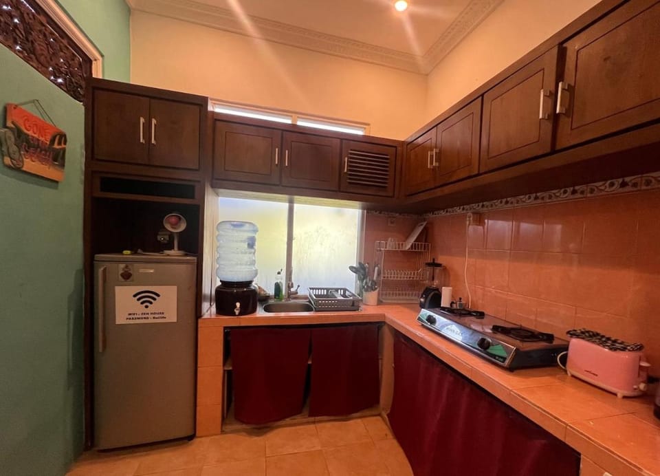 Digital Nomad Oasis in Bali Calm, Cozy, Connected Apartment in North Kuta
