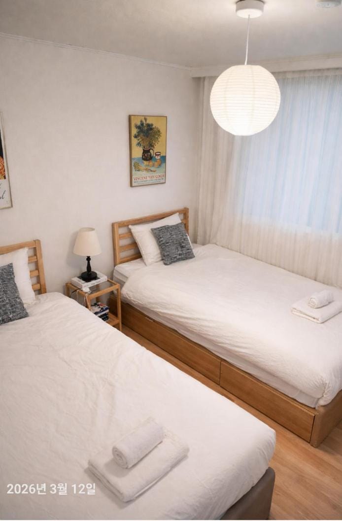 경복궁1정거장 광화문 서울역 명동 지하철 도보5분 어메이징 Apartment in Gyeonggi-do