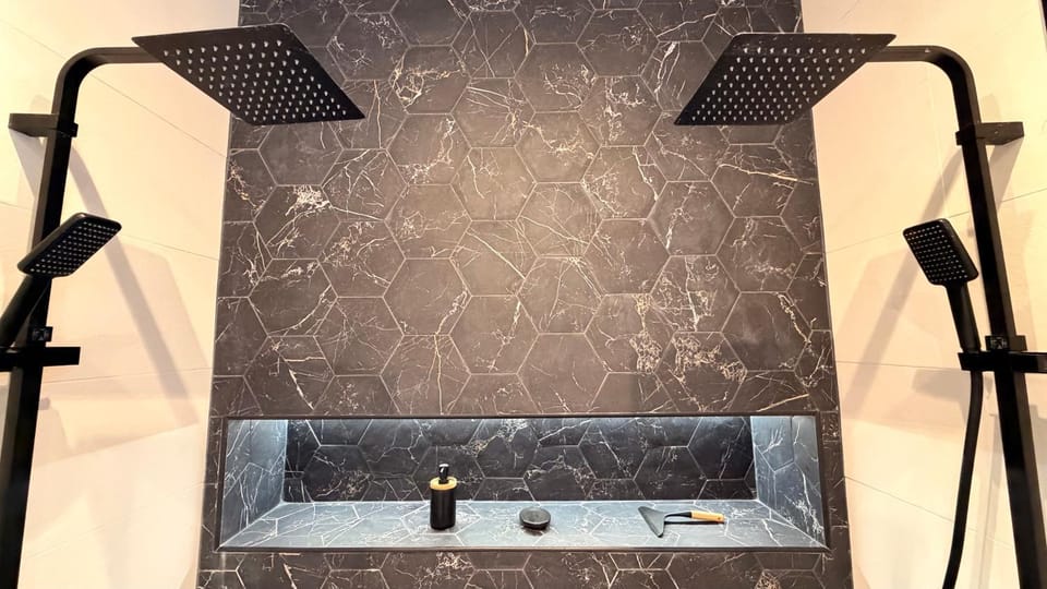 Refuge des intimes - Spa & Sauna en Cave Apartment in Amiens