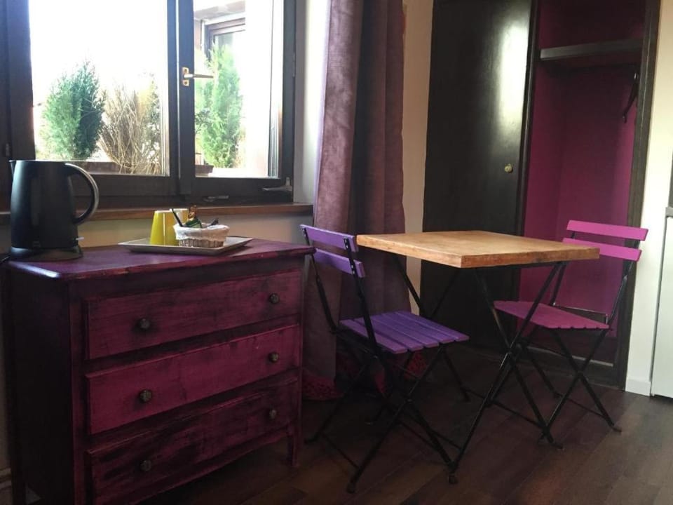 Studio Girofle dans Maison d'hôtes L'écrin des Saveurs Apartment in Grand Est
