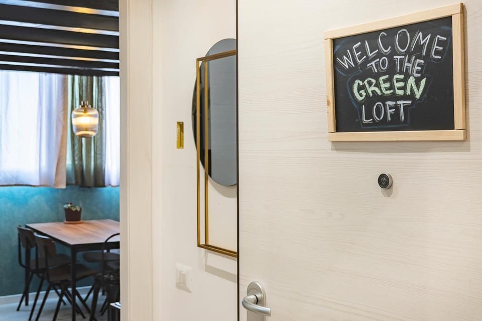 Central Station - Duomo 15 min - Green Loft Apartment in Milan