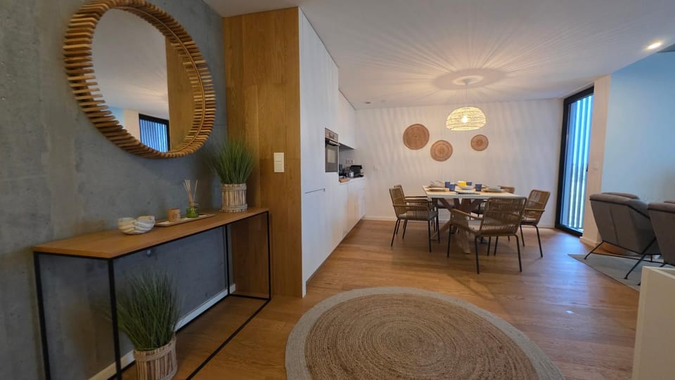 Facade/entrance, Living room, Dining area, kitchen