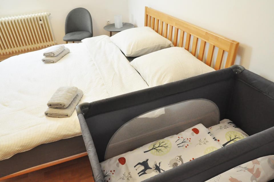 Bed, Bedroom, cot, wardrobe