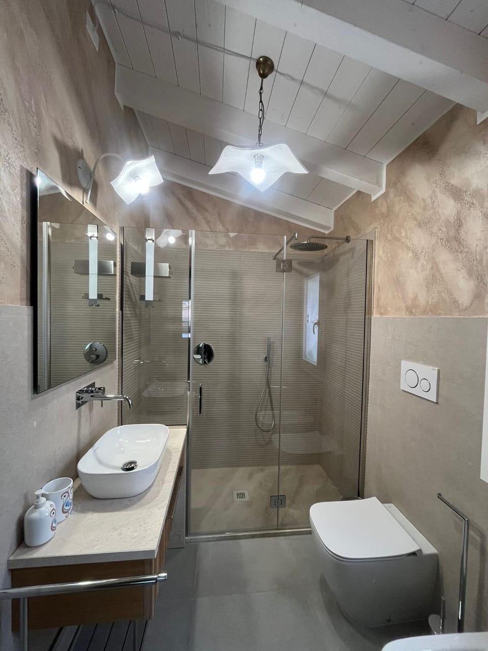 Bathroom, Living room