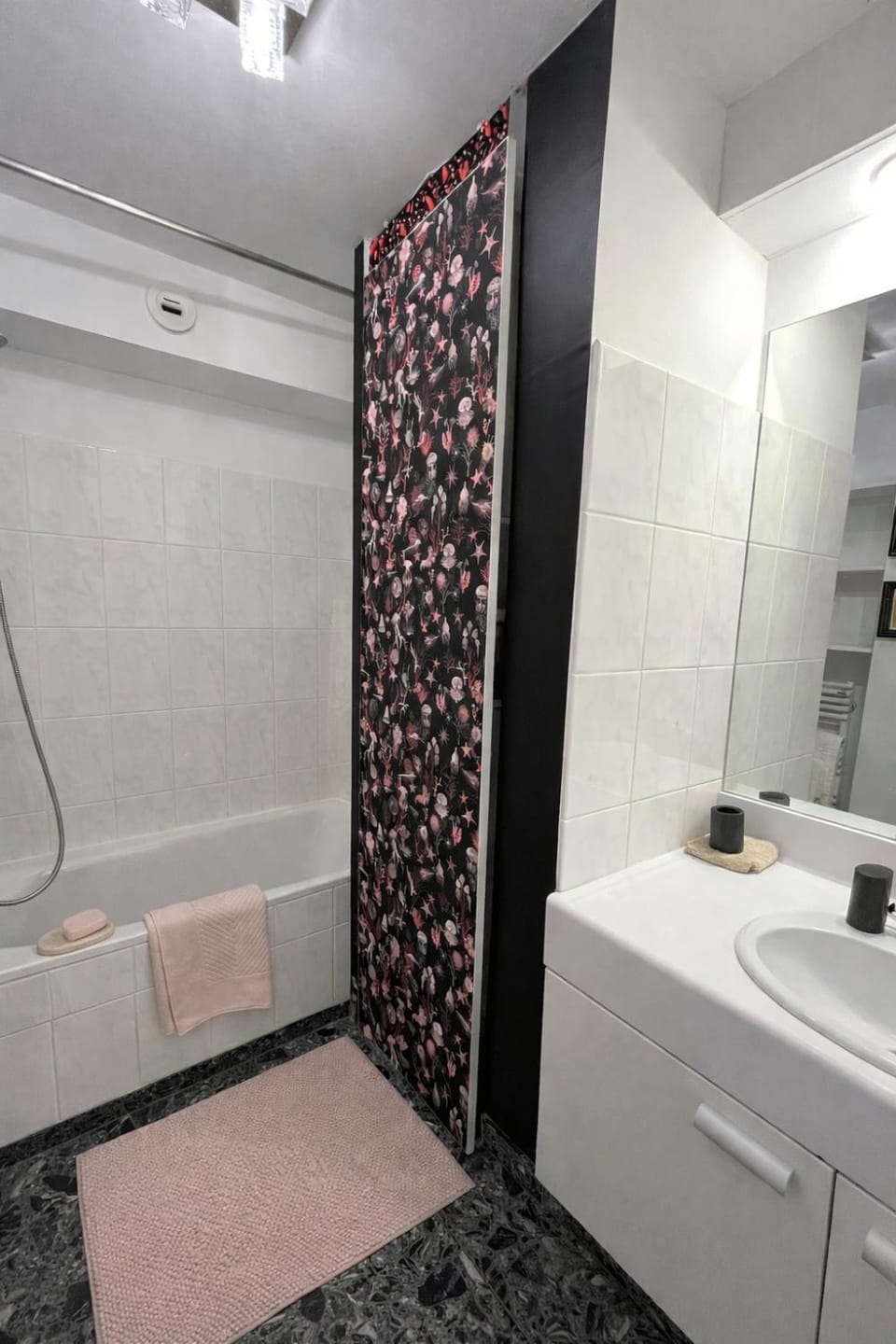 Bathroom, Bath
