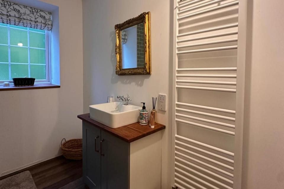 Bathroom, acessibility