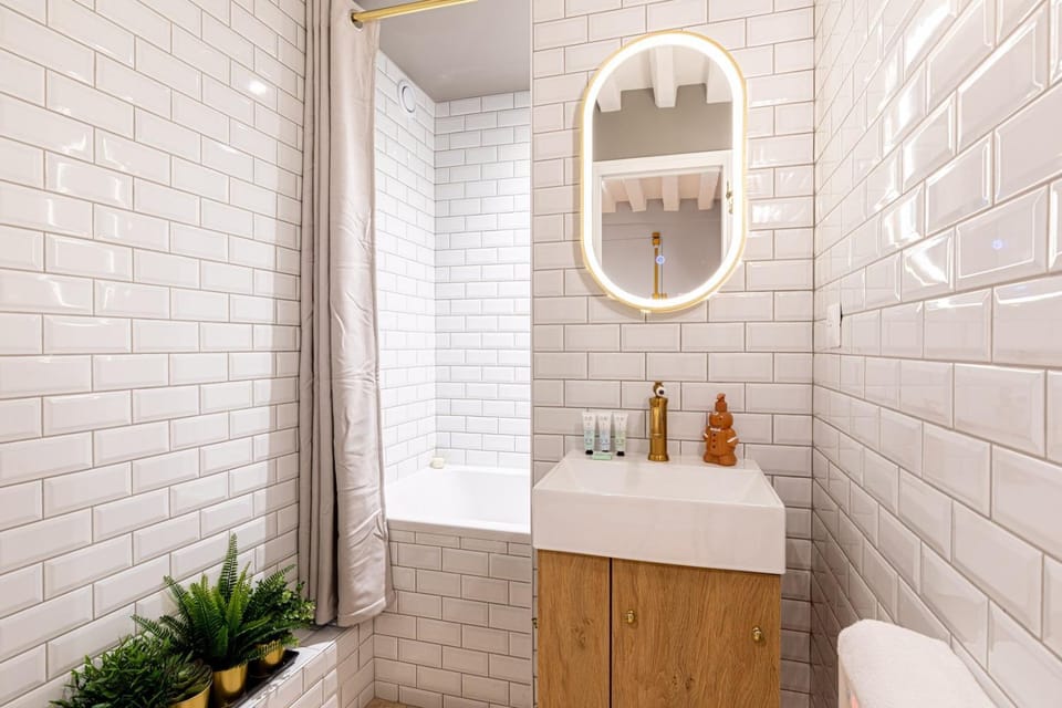 GuestReady - Elegance and charm near the Louvre Apartment in Paris