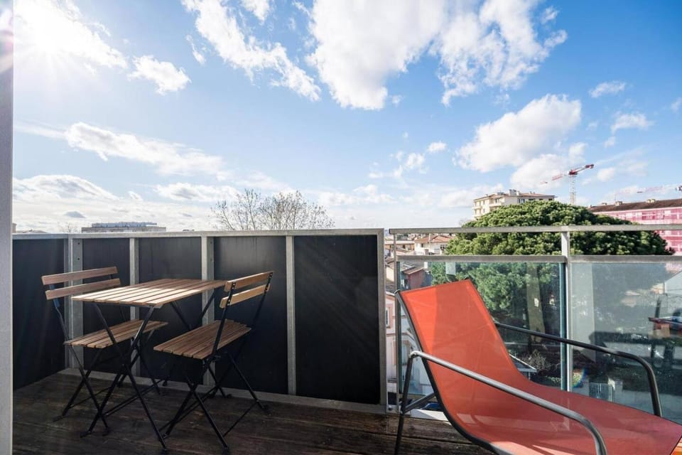 T3 Spacieux en duplex - Balcon - Parking - Métro Apartment in Toulouse