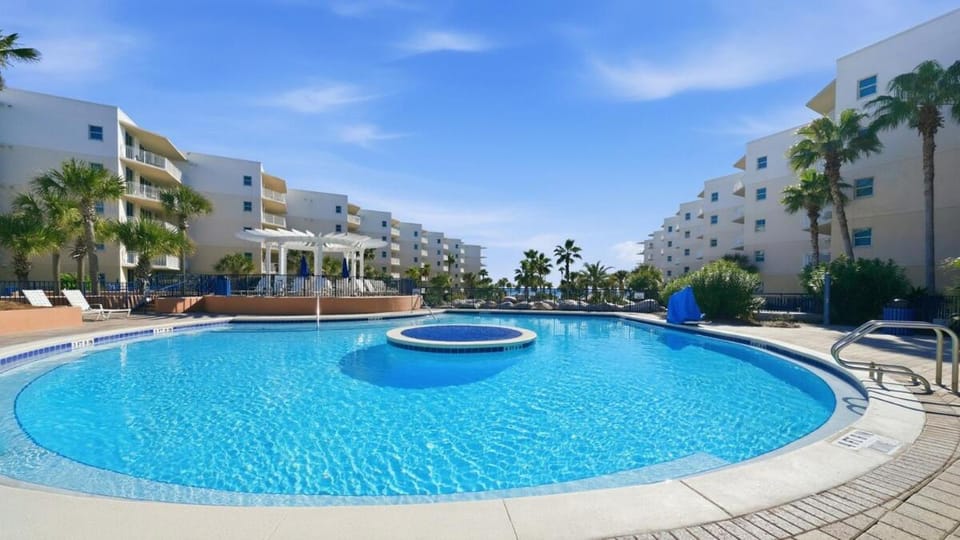 NEW Now Booking Summer 2026! Beach,resort,pool,spa Apartment in Okaloosa Island