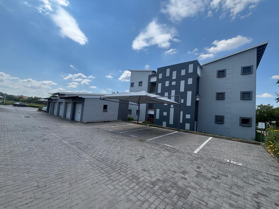 The Paddocks Apartment in Sandton