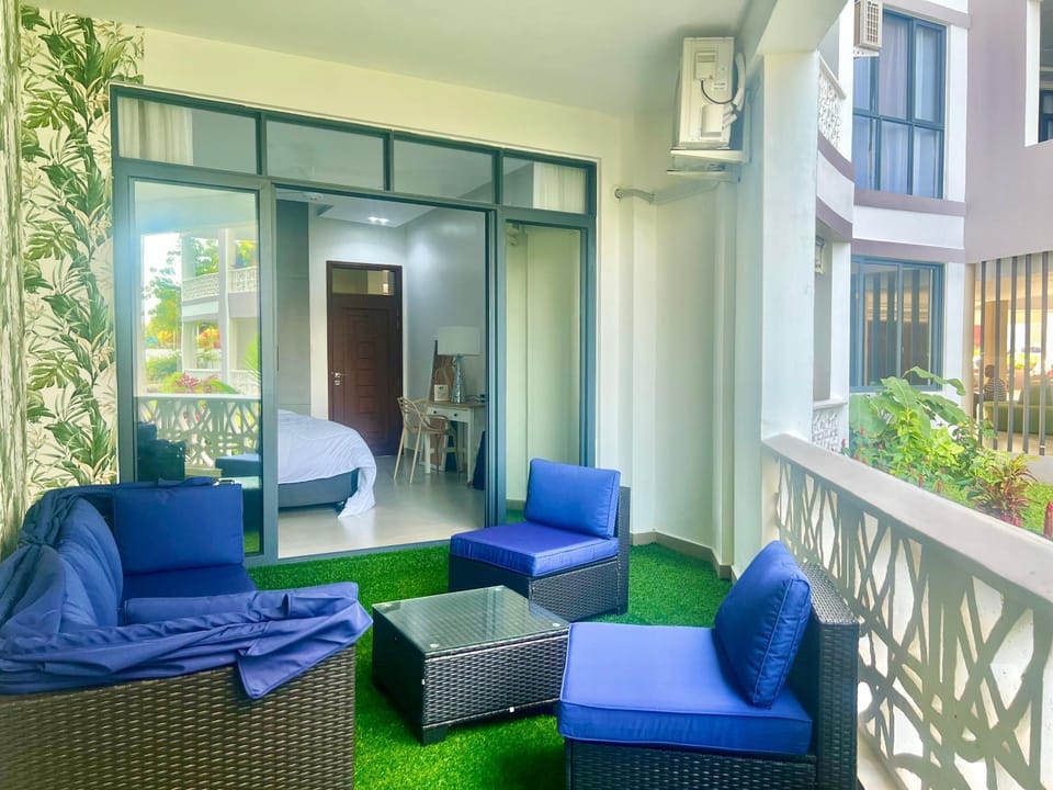 Luxury beachfront 1 bedroom apartment Apartment in Mombasa