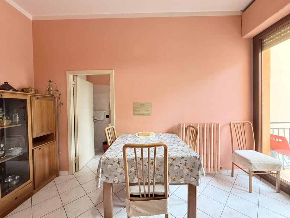 P077 - Porto Recanati, ampio quadrilocale in pieno centro Apartment in Porto Recanati