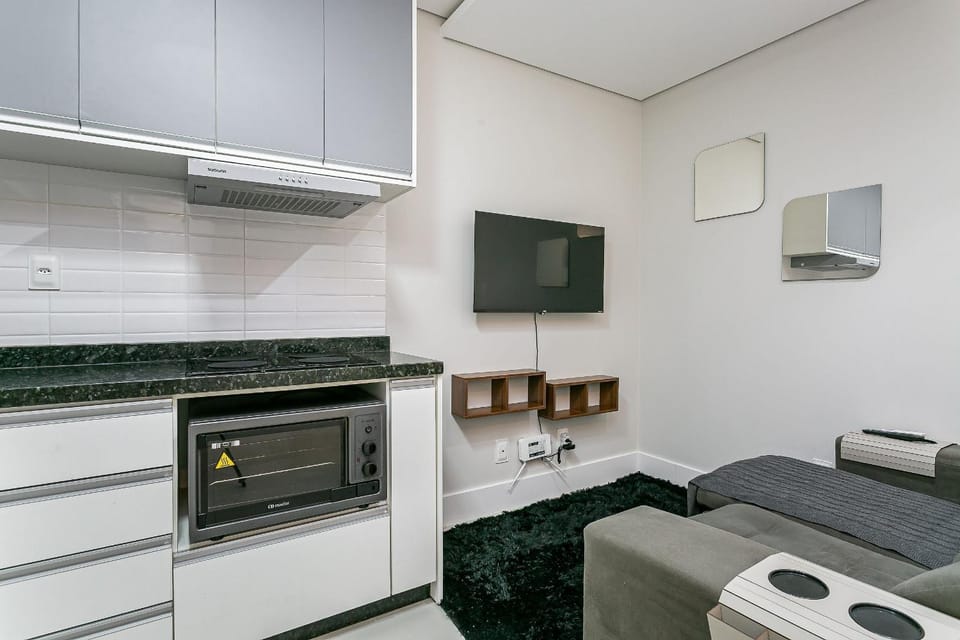 TV and multimedia, Kitchen or kitchenette, Living room, stove