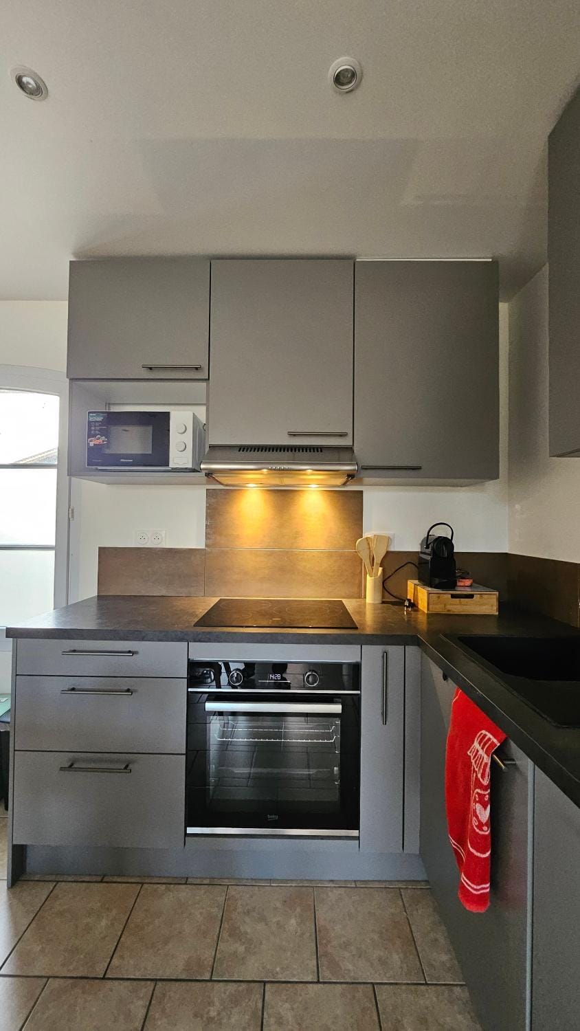 Kitchen or kitchenette, Living room