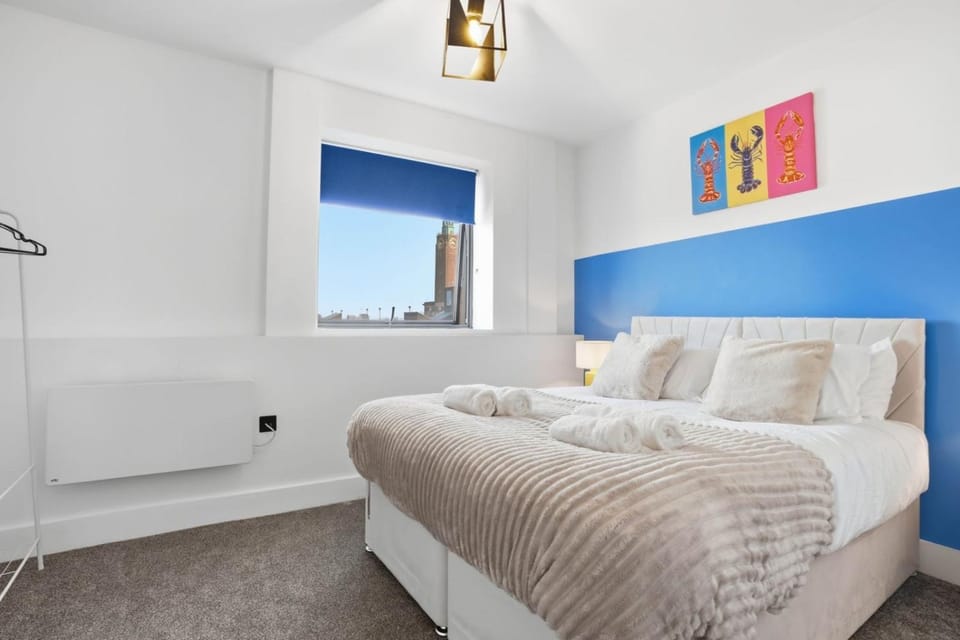 City Centre FREE Parking Sleeps 5 Contractors and Families With View Apartment in Norwich
