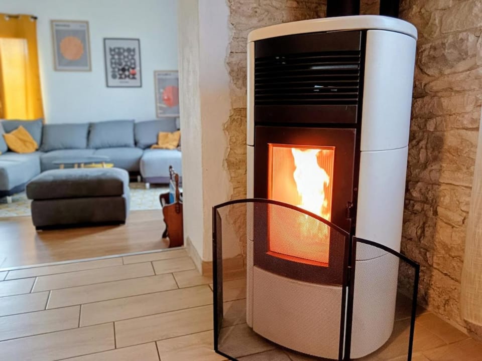 La Clé des Champs, Gîte de charme 15 personnes House in Bourgogne-Franche-Comté