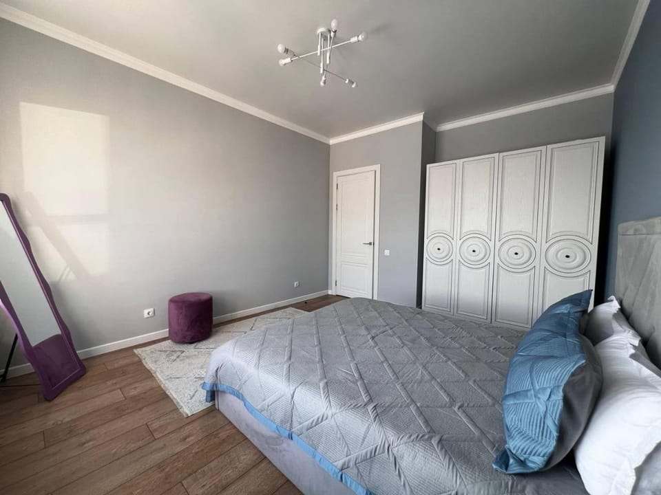 Bed, Photo of the whole room, Bedroom, wardrobe