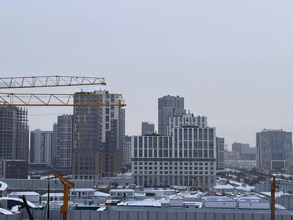 Property building, Day, Winter, City view