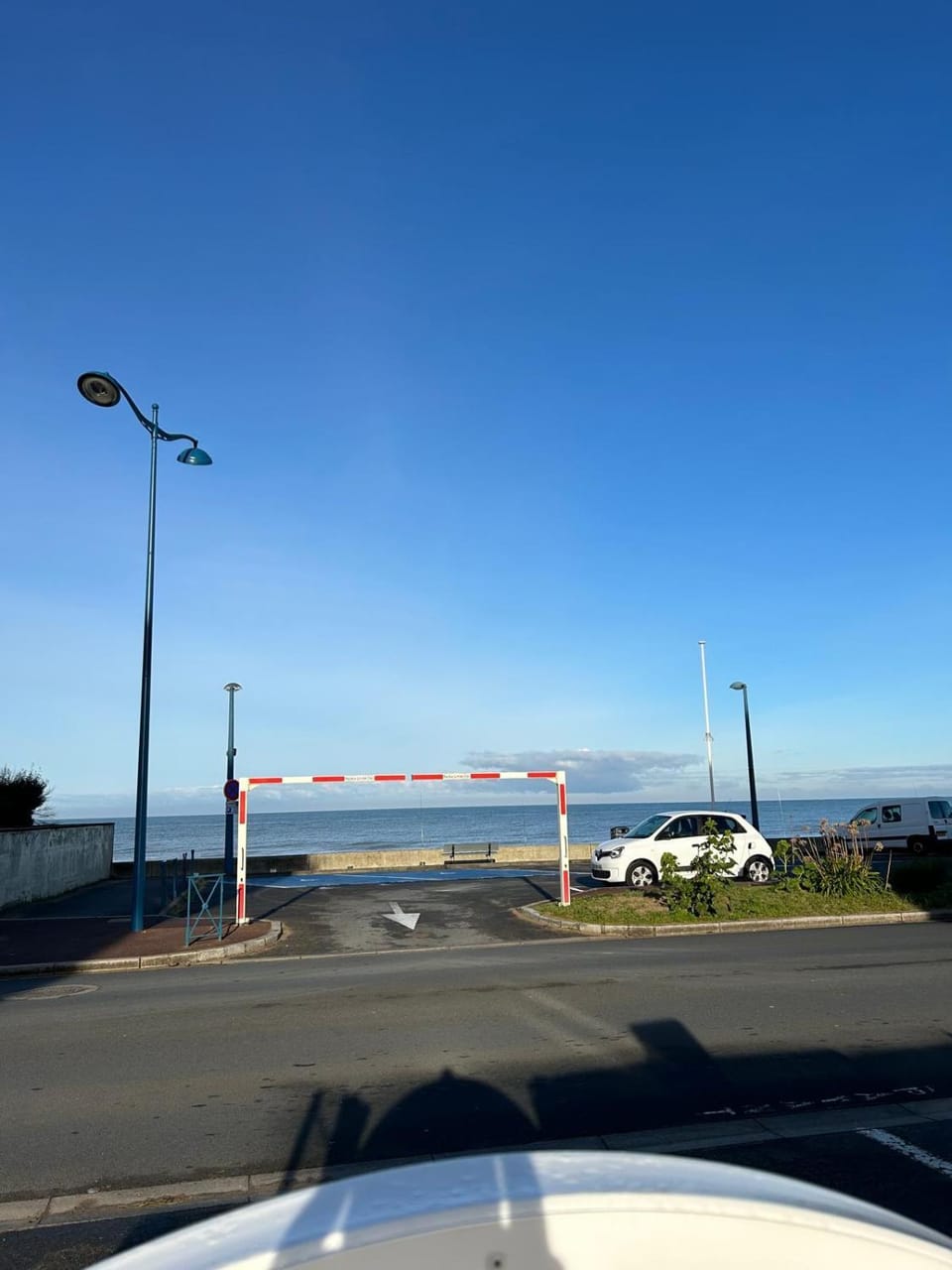 Appartement bord de mer, parking privé, WIFI, ménage & linge de maison compris Apartment in Normandy