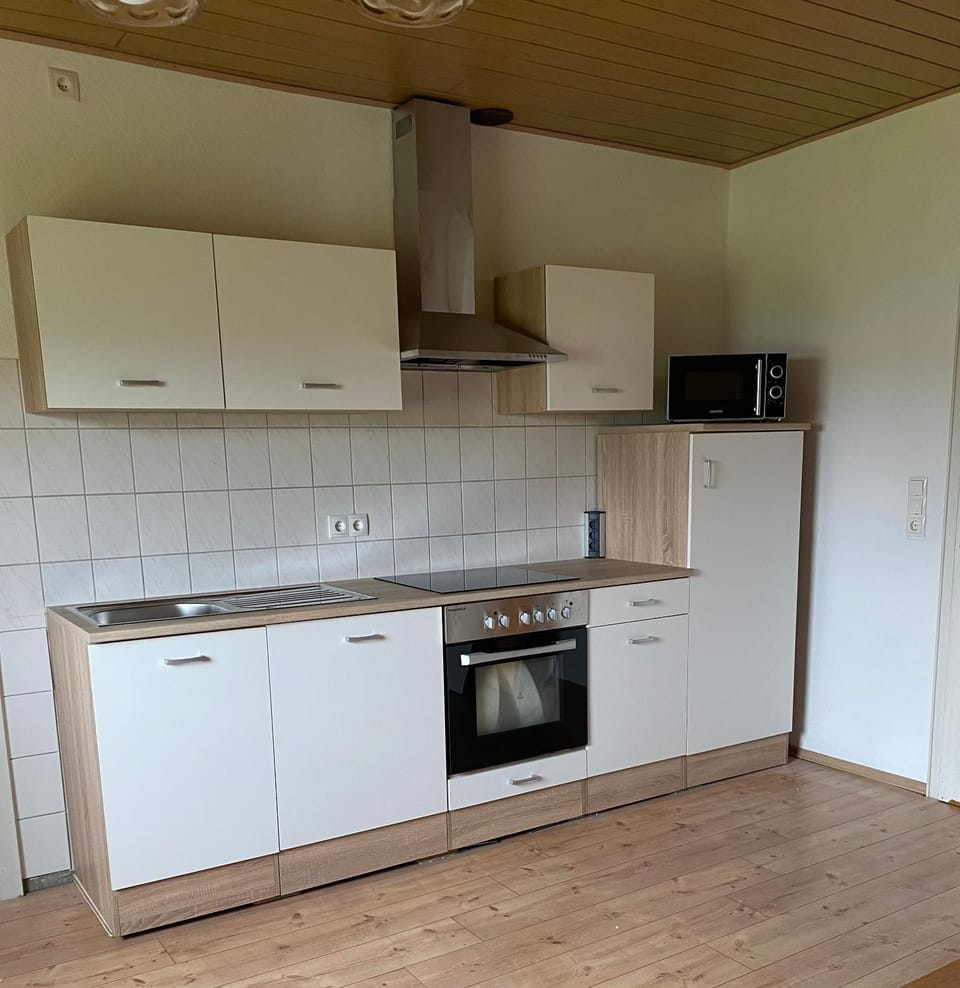 Gästezimmer Tracht Apartment in Rhineland-Palatinate
