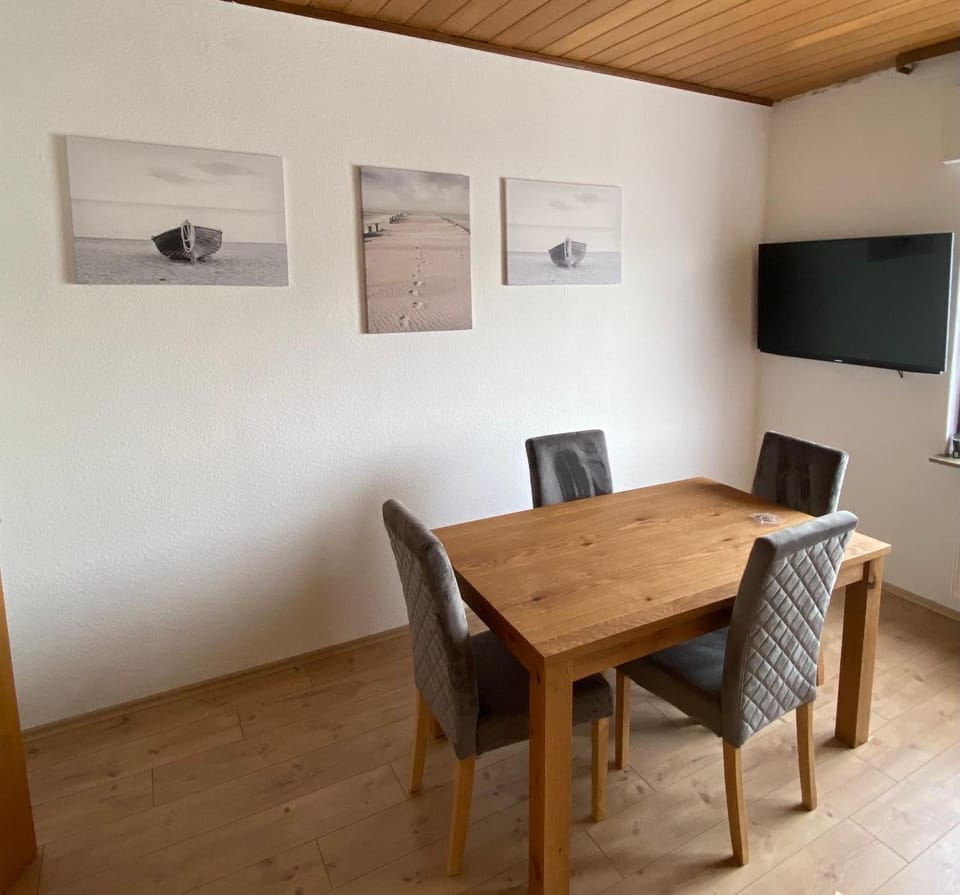 Gästezimmer Tracht Apartment in Rhineland-Palatinate