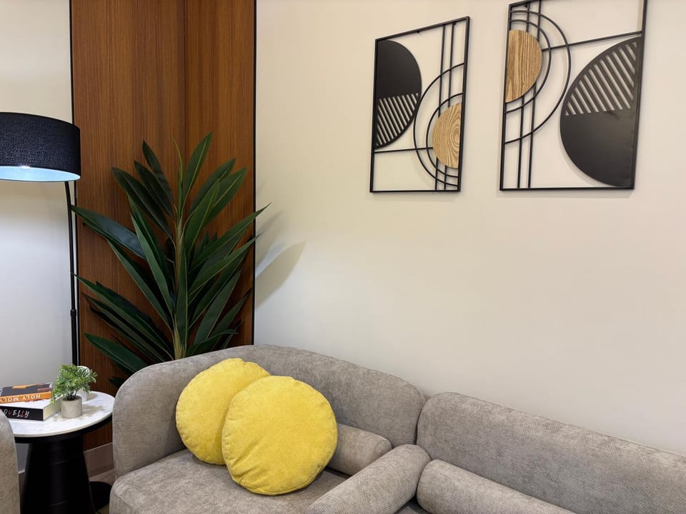 Vera 3 Apartmentشقة أنيقة بالخبر بثلاث غرف نوم وصالة تتسع ل 6 اشخاص Apartment in Al Khobar