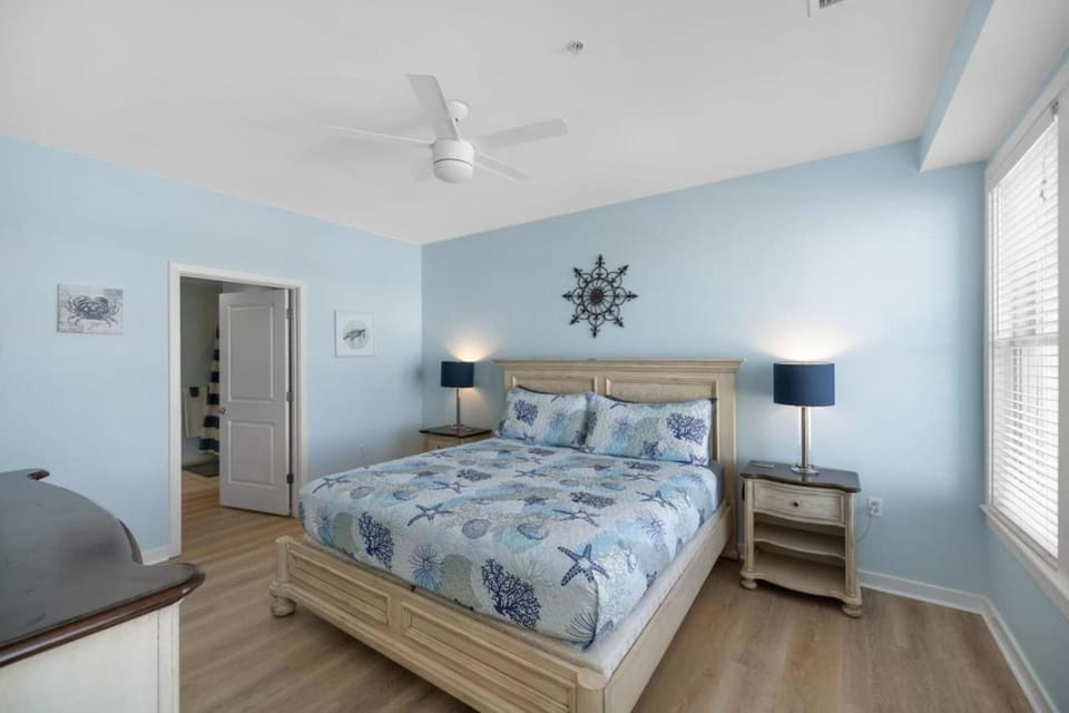 NEW! Oceanfront Triton's Treasure 3 Bd / Pool/ Gym House in Sandbridge