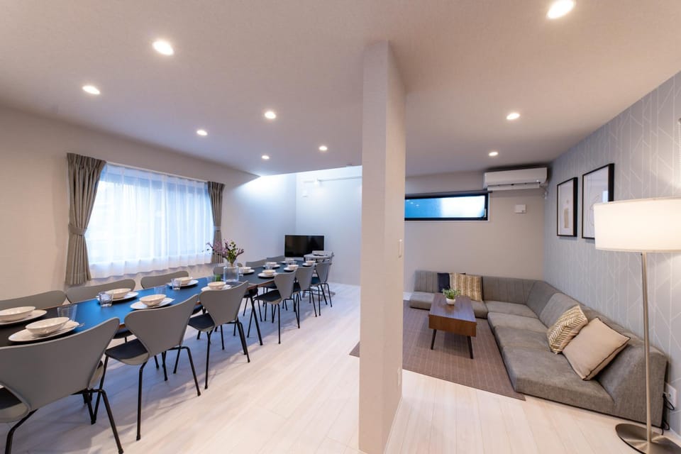 Living room, Dining area