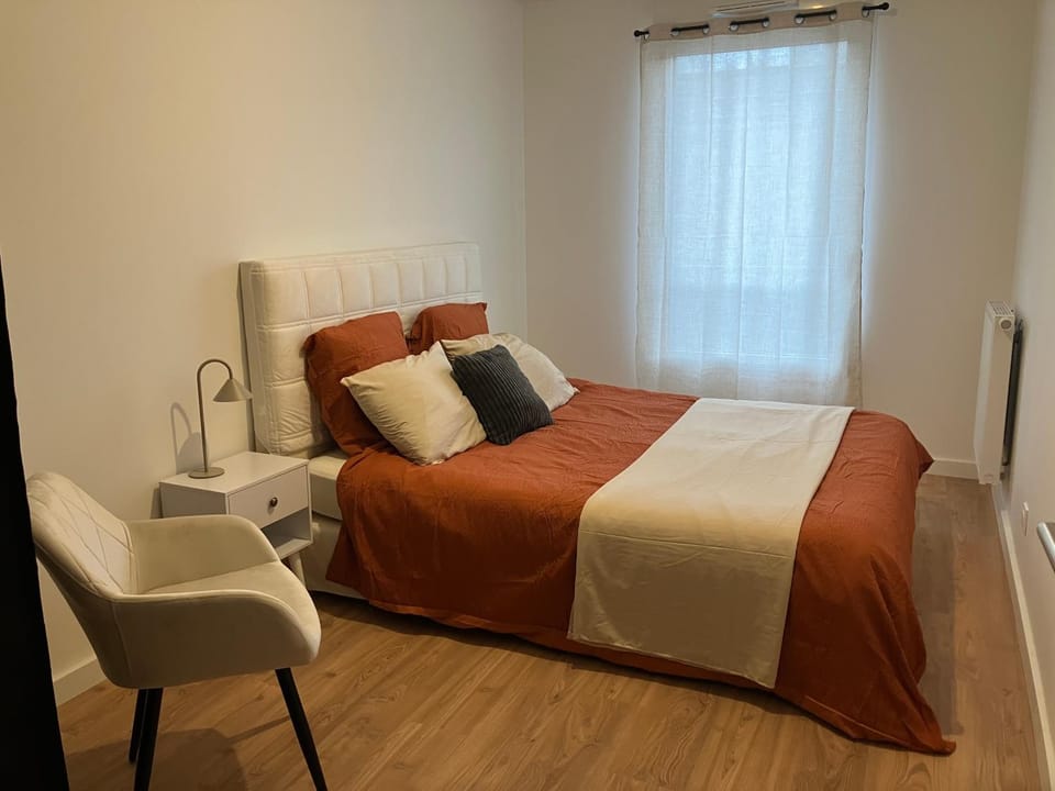 Nova Guesthouse St Jean train station Vacation rental in Bordeaux