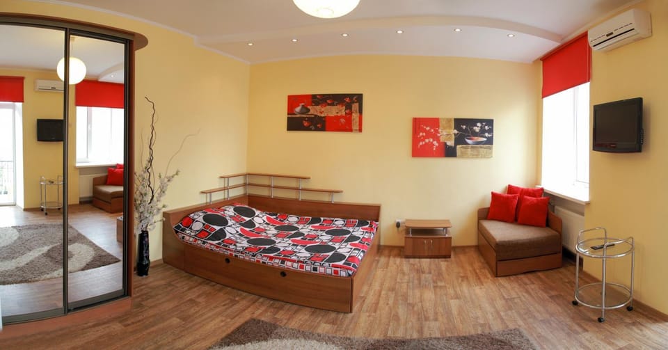 Photo of the whole room