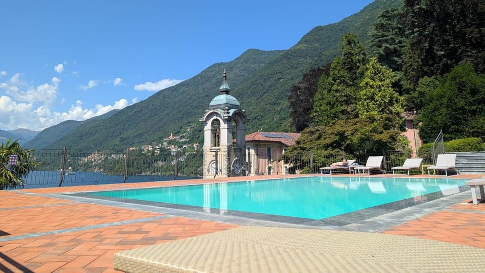 Nearby landmark, Swimming pool, Swimming pool