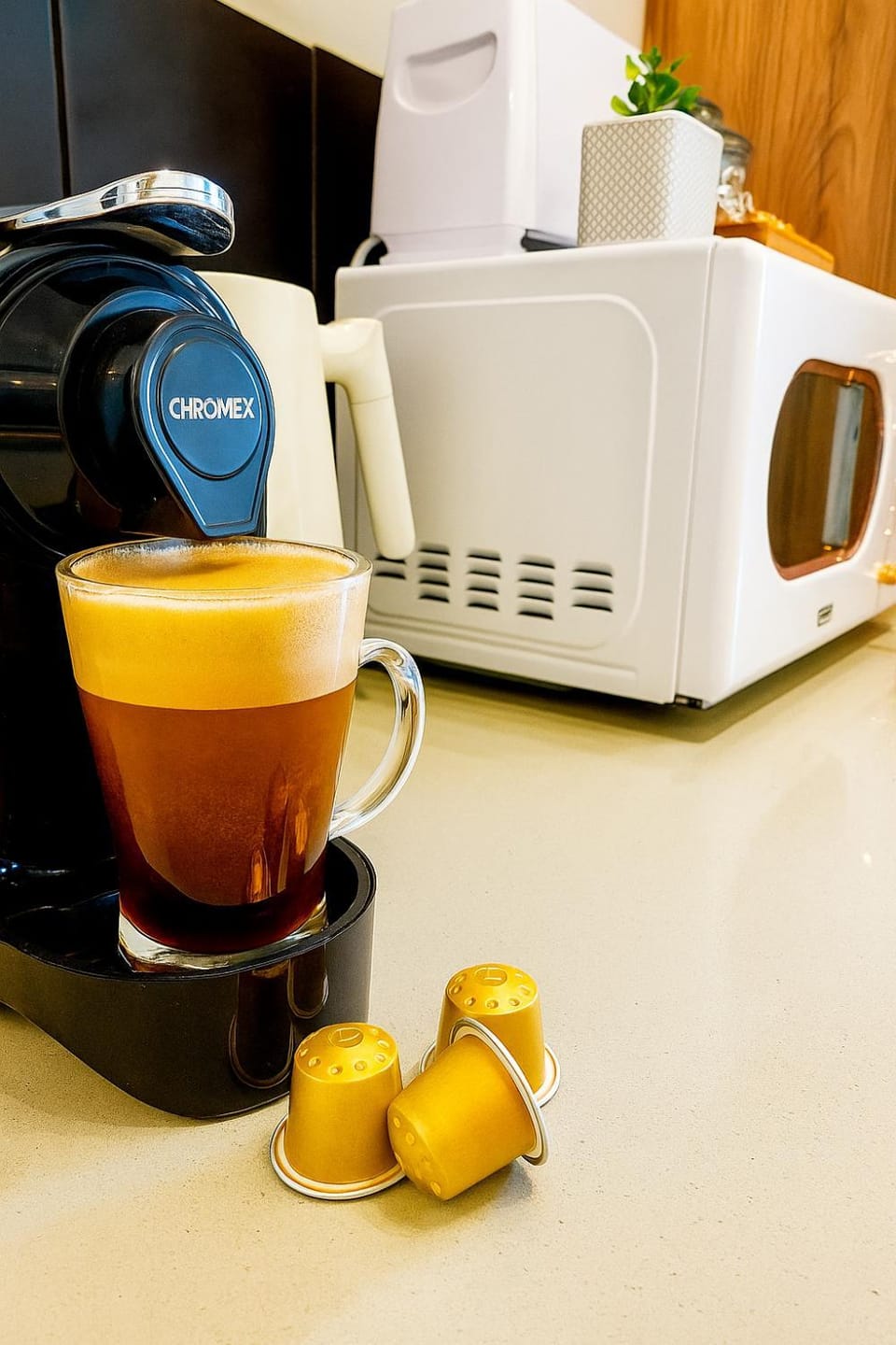 Coffee/tea facilities, Kitchen or kitchenette, Food and drinks