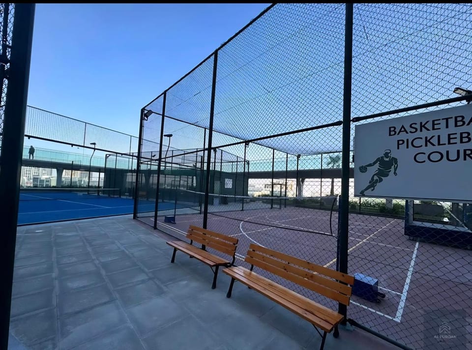 Tennis court